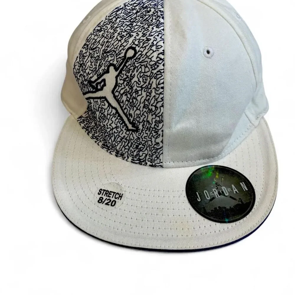Rare Michael Jordan (Nike) Youth White/Blue Elephant Print Cap - UNC Tar Heels